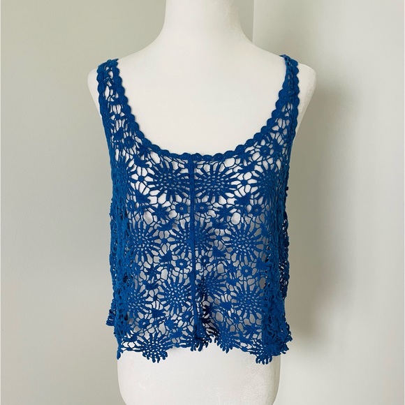 UK2LA Tops - UK2LA Blue Knit Floral Cover Up Tank Top - Size Medium